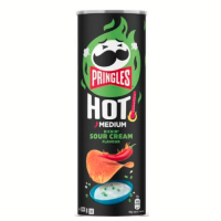 Pringles Hot Kickin Sour Cream